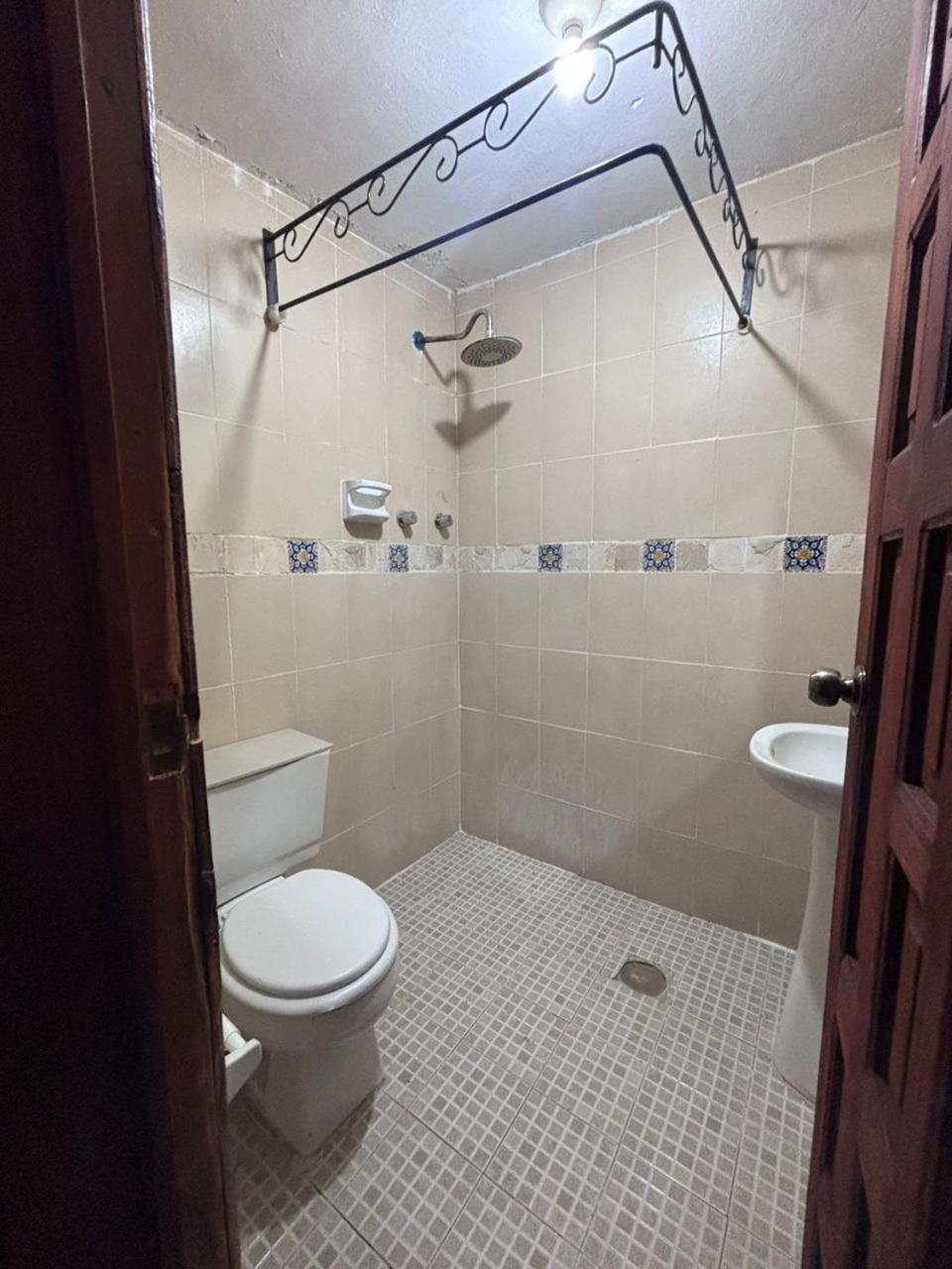 Che San Cristobal De Las Casas Hostel חדר תמונה
